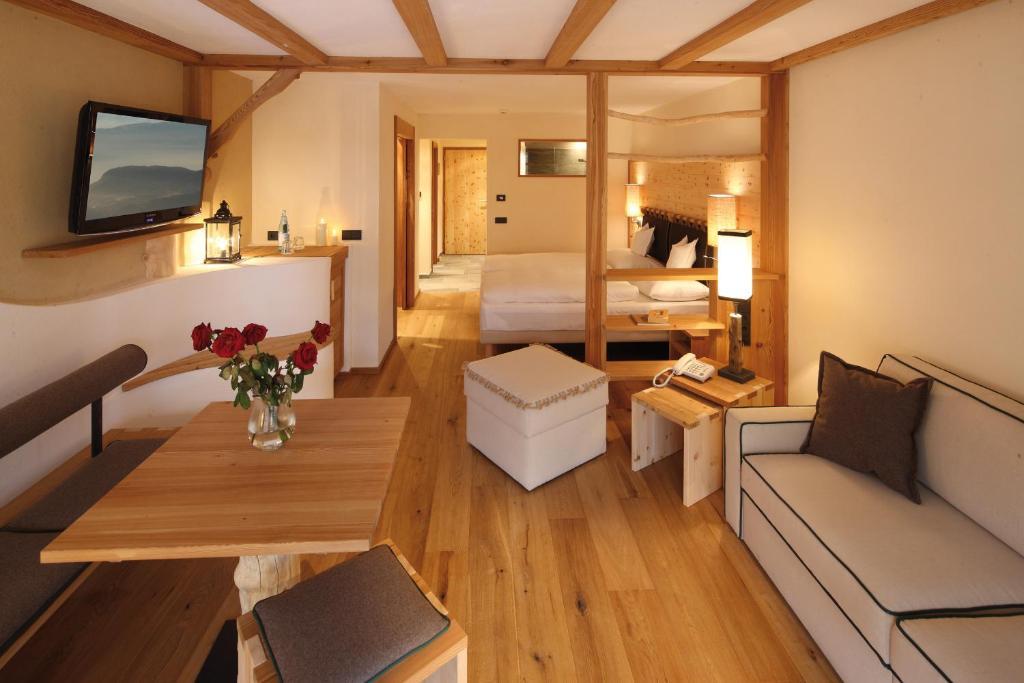 Dolomites Living Hotel Tirler Seiser Alm Pokój zdjęcie